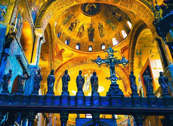 Perry, William 아티스트의 Cross Saint Marks Basilica arches-mosaics-Venice-Italy작품입니다.